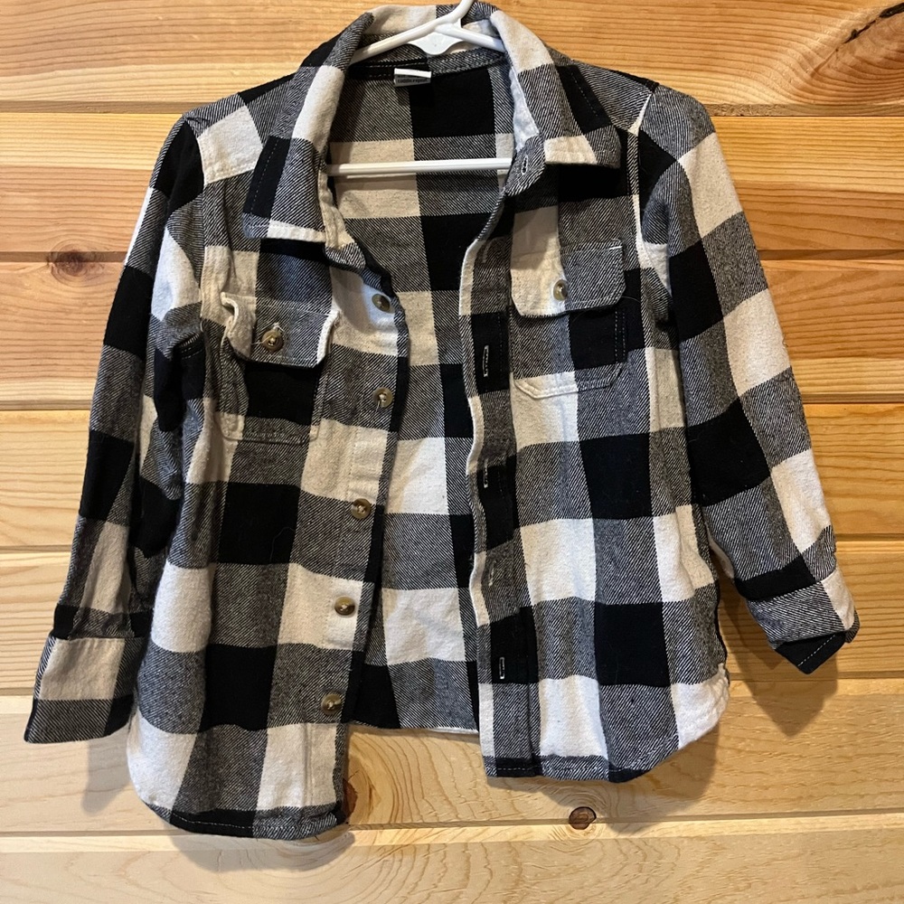 Button ups - Picture 3 of 4